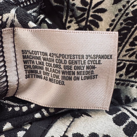 Worthington Black & White/Silver Satin-Textured Paisley Slim Pants Size 10 - Picture 5 of 8